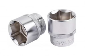 Головка торцевая 6гр. 1/4" 10 мм LICOTA