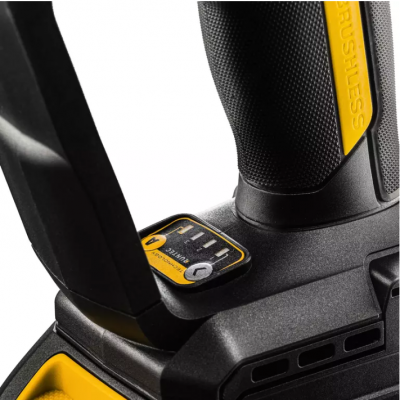 купить RUNTEC RT-IW2101 Гайковерт ударный аккумуляторный RUNTEC PRO 1", 20В, 2*9Ач, 2300Нм