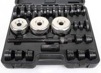 купить Набор для выпрессовки и запрессовки ступичных подшипников, 28 предметов